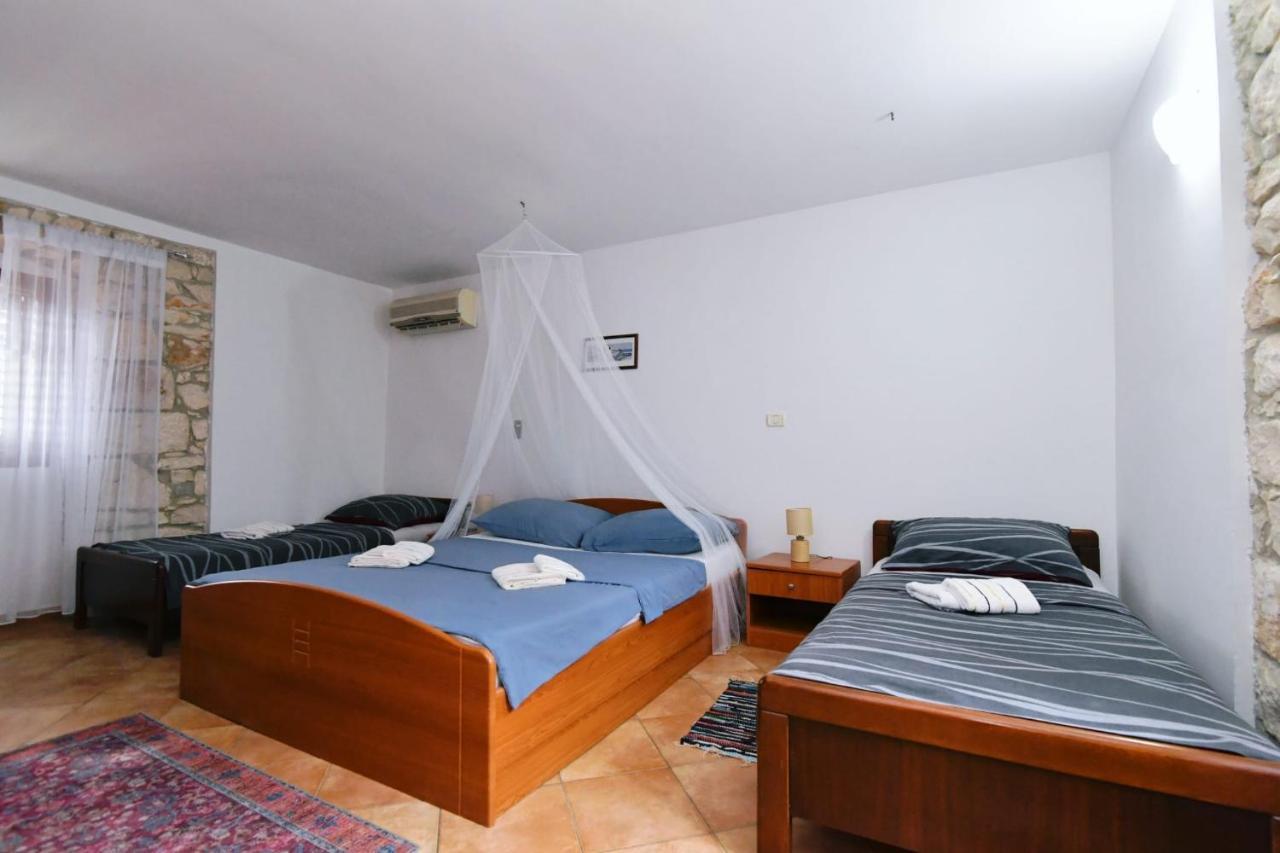 Freya'S Apartments 梅杜林 外观 照片